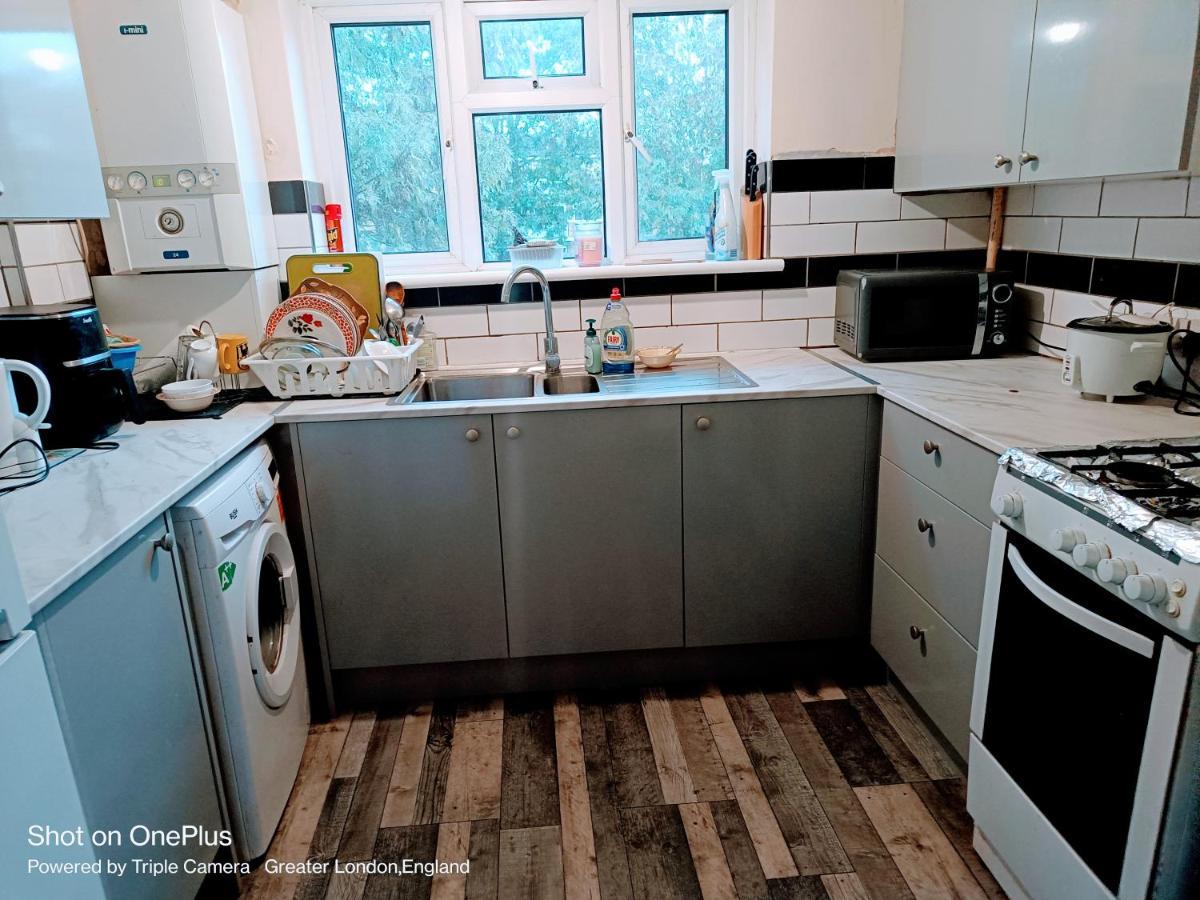 Appartement London'S Bed With Breakfast & Free Parking Extérieur photo